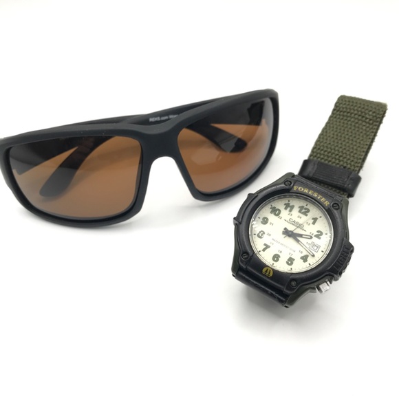 Outdoor Adventure Lot Casio Forester & Reks Sunglasses Wrap Around New Battery - Picture 2 of 12